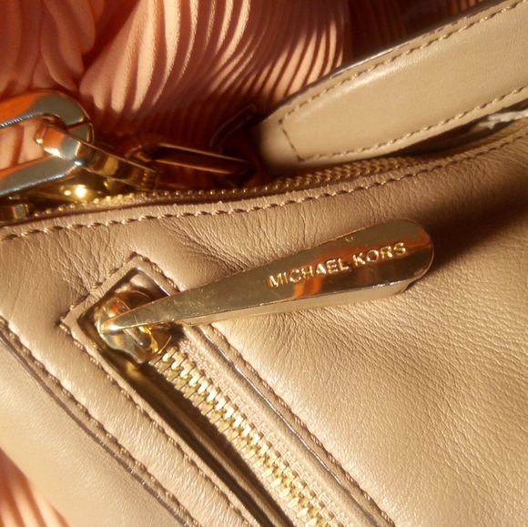 Michael Kors Matilda DK Dune Large Shoulder Leather 30h5gmtl3l - Picture 8 of 8